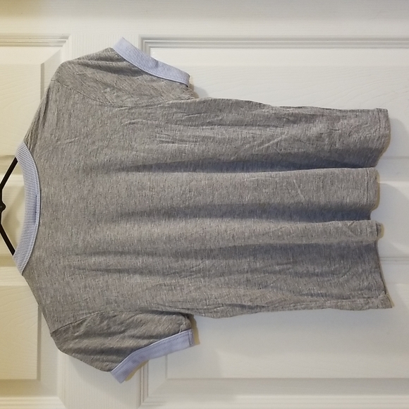 💥3/$10💥 Two Cropped Ringer Pocket Tees - Picture 2 of 12